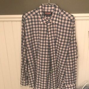 Vineyard vine button down